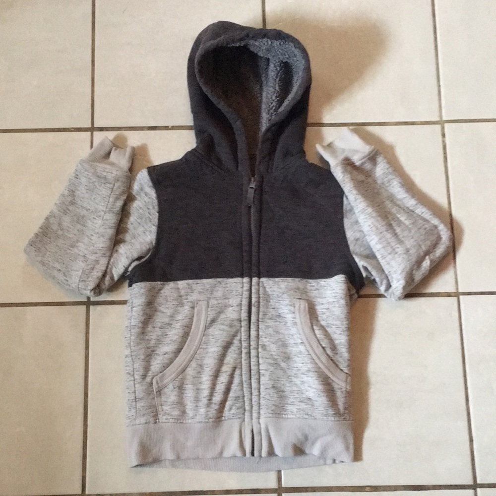 ZIP UP HOODIE